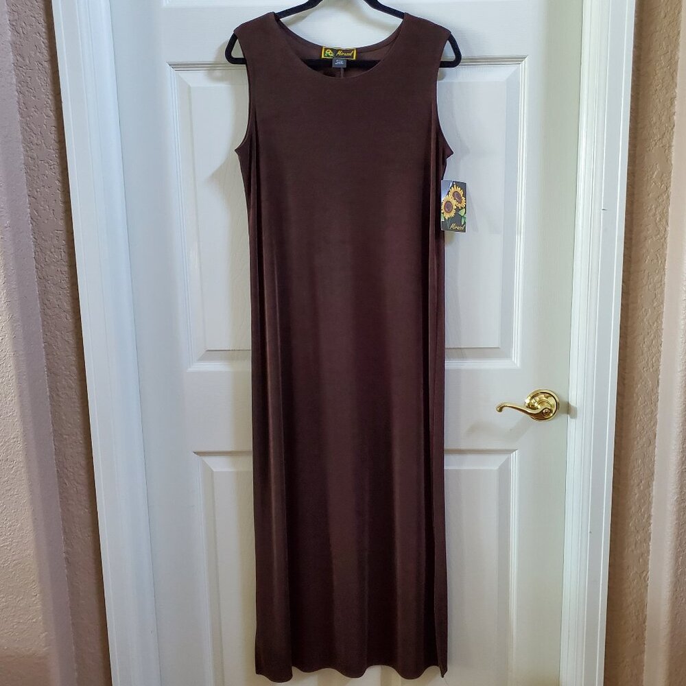 NWT Mirasol Brown Sleeveless Maxi Dress Size Medium